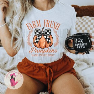 Farm Fresh Pumpkins T-Shirt, Fall Pumpkin Graphic Tee, Autumn Harvest Shirt, Thanksgiving Pumpkin Shirt, Halloween Pumpkin Top