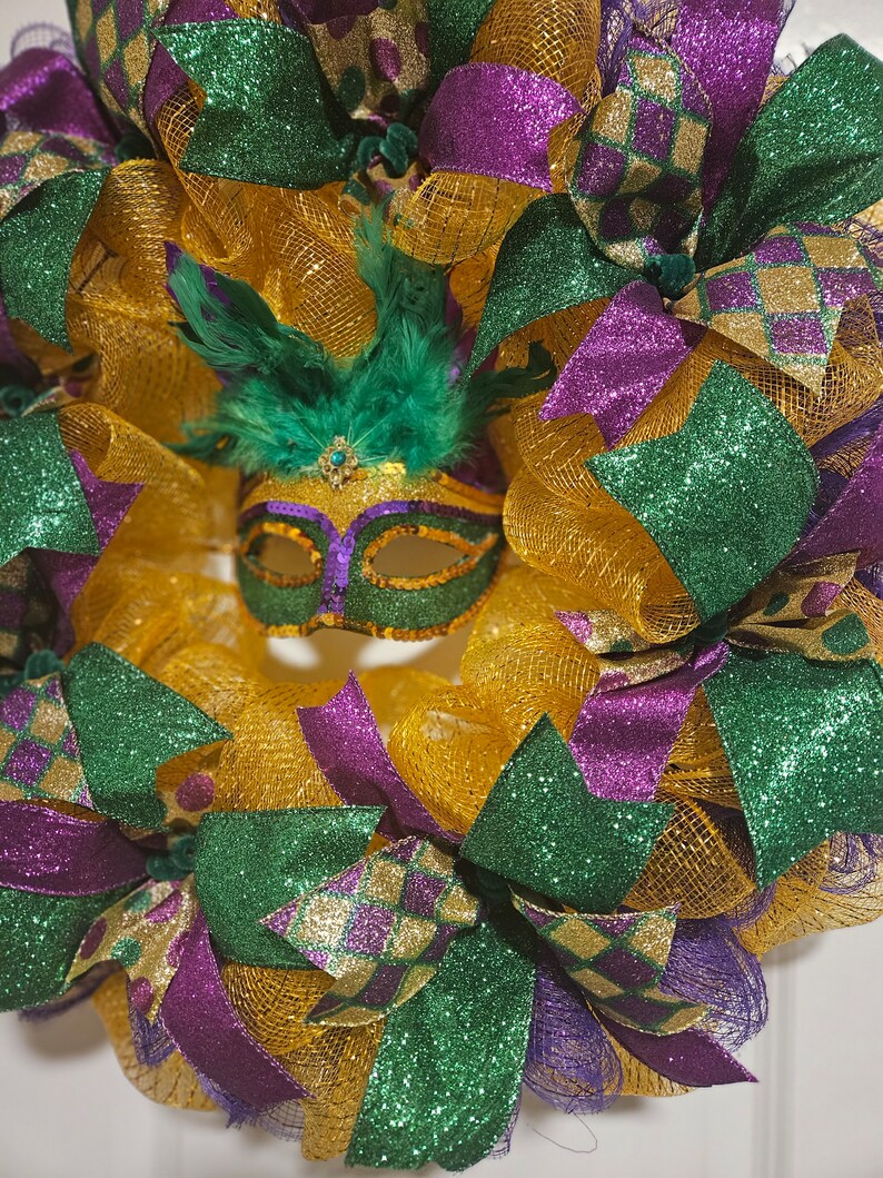 Mardi Gras Wreath, Mardi Gras Mask Wreath, Mardi Gras Decorations