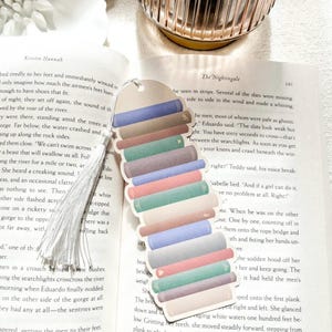 Book Tracker Bookmark: Stack of Books, Book Lover Gift