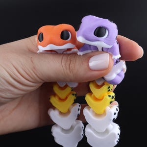 3D Printed Spotted Gecko – Articulating Flexi Toy, Fidget Desk Pet, Collectible Gift for Gecko and Reptile Lovers