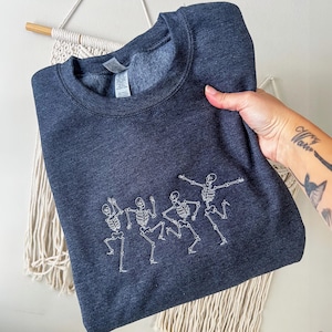 Skeleton Dancing Halloween Men's Sweatshirt