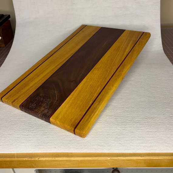 Handmade cutting board from Angelim, Walnut and Padauk