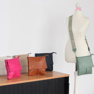 Leder Crossbody Schultertasche für Frauen mit extra gemusterten Riemen, Leder Schultertasche, Crossbody Bag mit verschiedenen Farben, ELLA