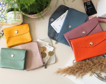 Handmade Leather Coin Wallet: Minimalist Women's Pocket