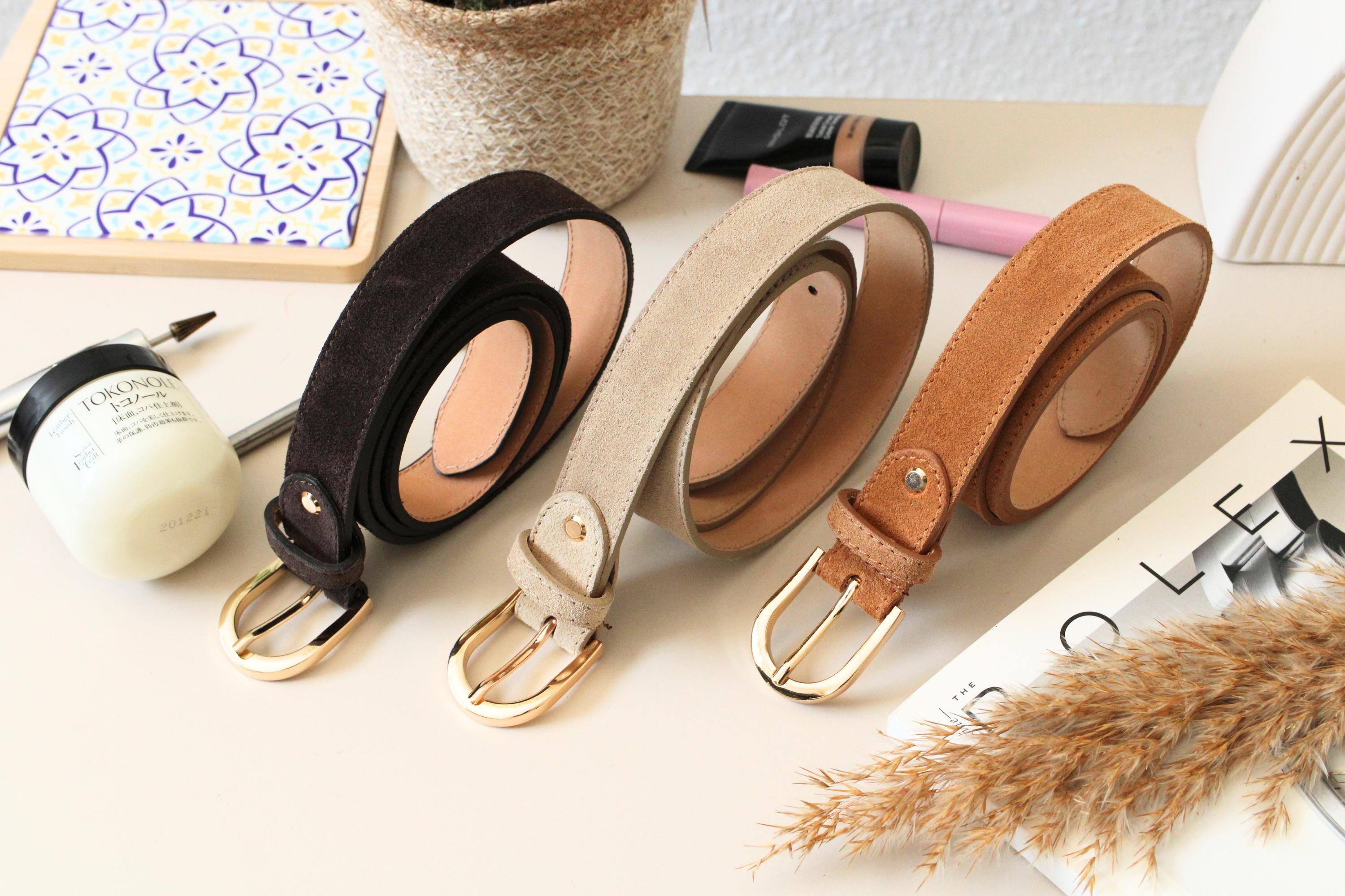 Beautiful VIntage Saddle Brown Suede Leather Fashion Belt Gold tone Buckle  USA Brown Suede Belt & Detachable Brass Double D Buckle Unisex  main image 3