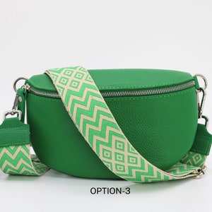 Grüne Leder Bauchtasche für Frauen mit extra gemusterten Trägern, Leder Schultertasche, Crossbody Tasche mit verschiedenen Größen Bild 4