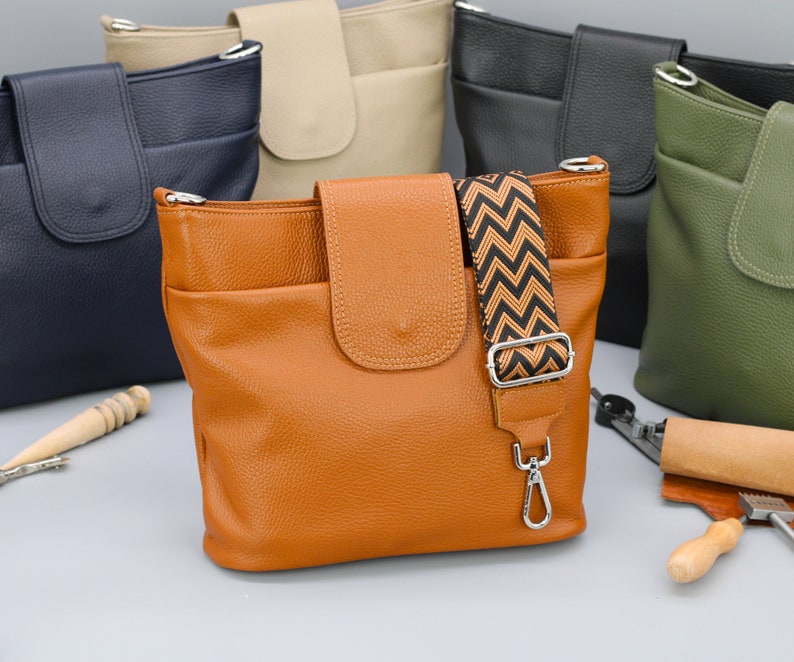 Leren Crossbody schoudertas voor dames met extra patroonriemen, leren schoudertas, Crossbody tas met verschillende kleuren afbeelding 1