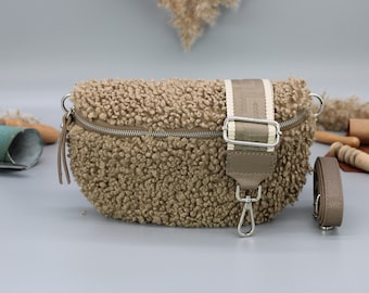 Sac en peluche pour femme avec fermeture éclair argentée, sac en peluche de taille moyenne avec bretelles larges à motifs, cadeau pour elle, cadeau de Noël