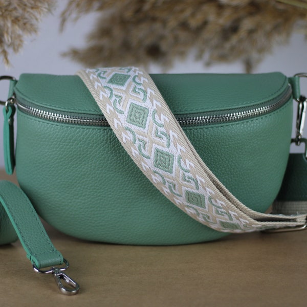 Mint Hellgrüne Leder Bauchtasche für Frauen mit extra gemusterten Riemen, Leder Schultertasche, Crossbody Tasche mit verschiedenen Größen