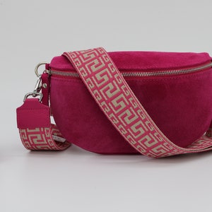 Wildleder Bauchtasche für Frauen mit extra gemusterten Trägern, Leder Schultertasche, Crossbody Tasche mit verschiedenen Größen