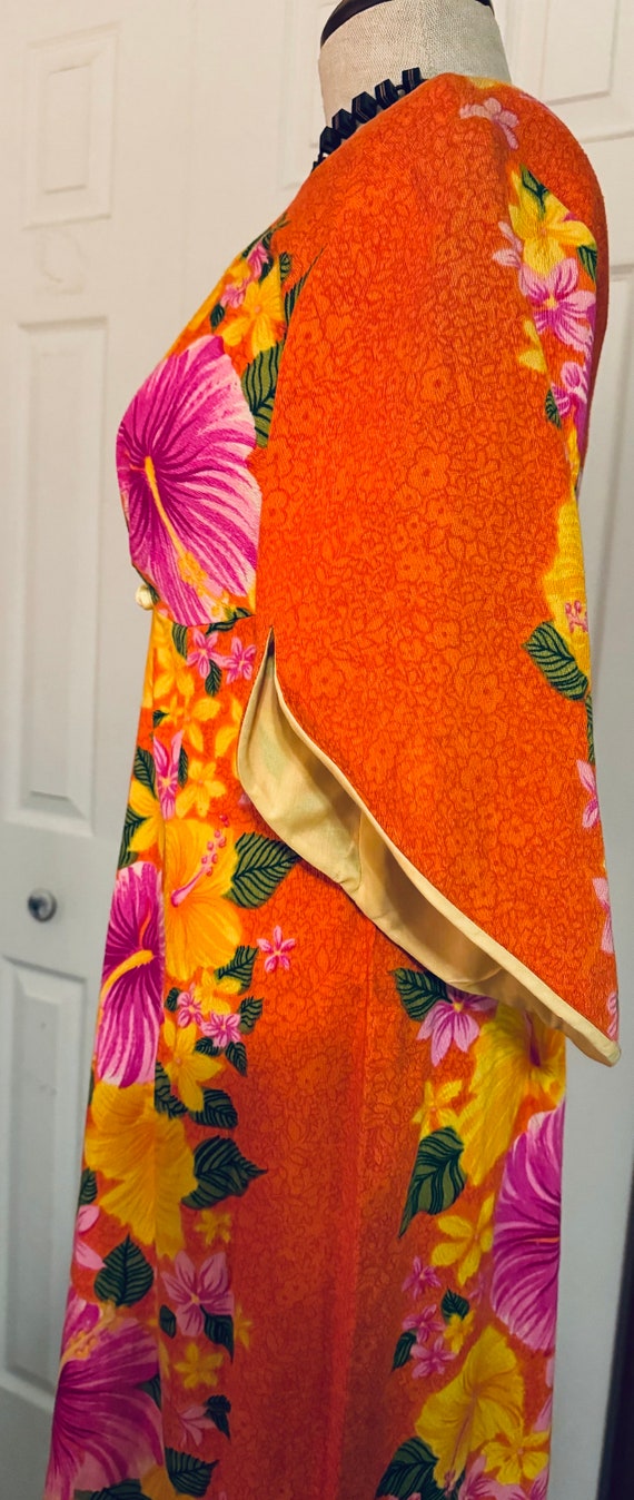 1960’s vintage barkcloth Hawaiian dress BEAUTIFUL… - image 6