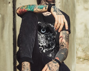 Death Moth, Motten T-Shirt, Deathmoth, Motten-T-Shirt, Motten-Shirt Männer, Goth Ästhetik, Halloween-Shirt, Hexe Shirt, Skelett Tshirt, witchy Shirt