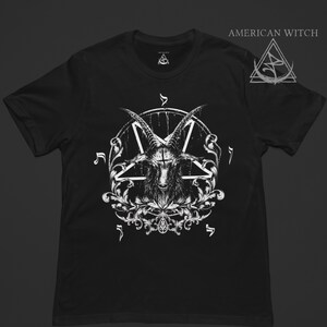 Koszulka z gotyckim pentagramem, koszulka unisex z okrągłym dekoltem Baphomet i Beauty, prezent dla gotów, prezent dla czarownic, koszulka Witchcore zdjęcie 5