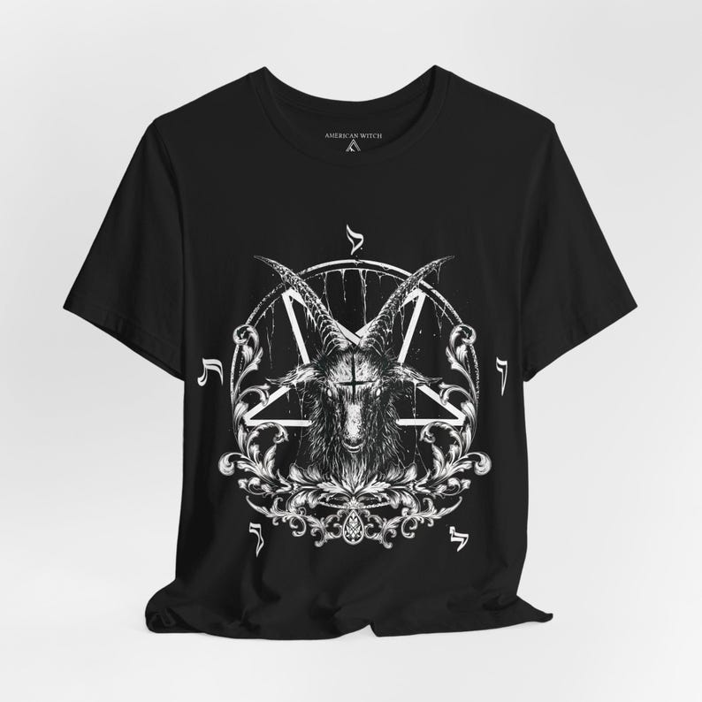 Koszulka z gotyckim pentagramem, koszulka unisex z okrągłym dekoltem Baphomet i Beauty, prezent dla gotów, prezent dla czarownic, koszulka Witchcore zdjęcie 9