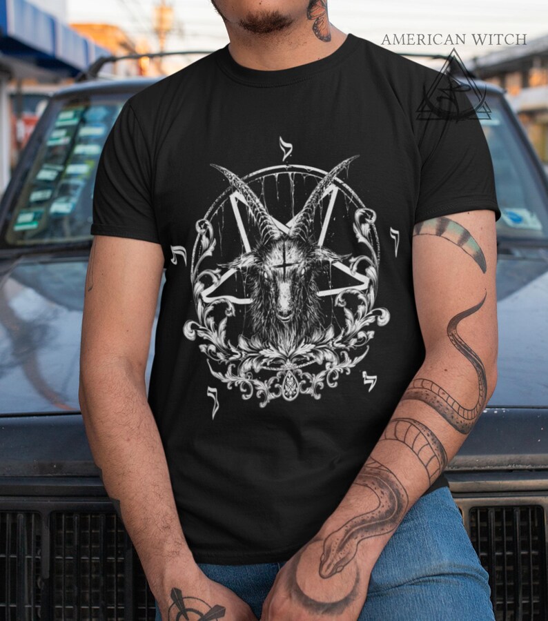Koszulka z gotyckim pentagramem, koszulka unisex z okrągłym dekoltem Baphomet i Beauty, prezent dla gotów, prezent dla czarownic, koszulka Witchcore zdjęcie 4