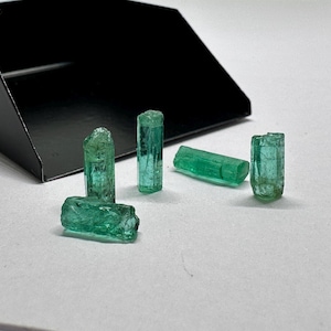 AAA Long Pansher Emerald Crystal  | Emerald Pencil | Raw Emerald Sticks | 100% Natural | Emerald Rough | May Birthstone | 8-12 MM |
