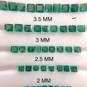 May include: A row of green gemstones of different sizes, ranging from 2 mm to 4 mm. The gemstones are arranged in rows, with the largest gemstones at the top and the smallest gemstones at the bottom. The gemstones are all square-shaped and have a smooth, polished surface.