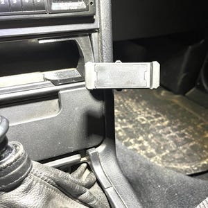 Mobiele telefoonhouder voor Volvo 740 / 940 - Op maat gemaakte smartphonehouder voor op het dashboard - Stabiele en nauwkeurige pasvorm voor navigatie