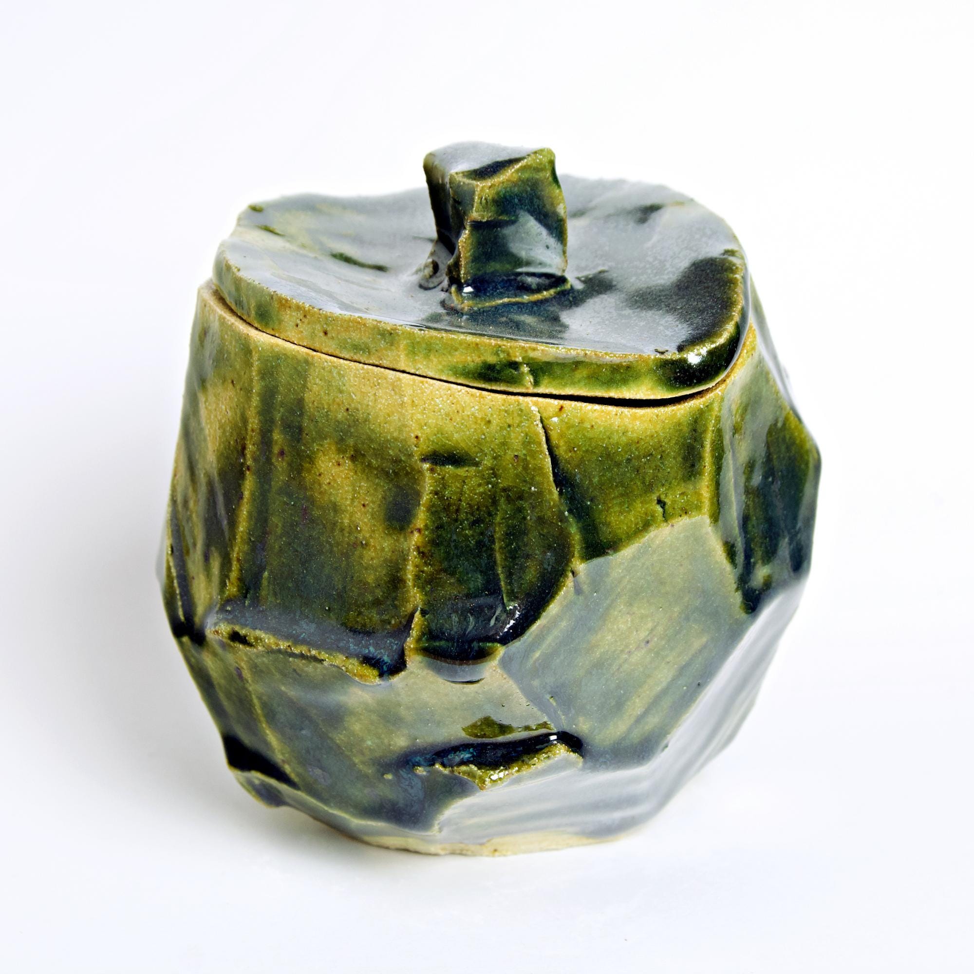 Ceramic Kurinuki Container With Lid. Japanese Oribe Green Glaze