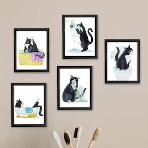 Badezimmer Tuxedo Cat Print 5er Set, Katzendekor, Katzenkunst, lustige Katzenkunst, Katzenliebhaber Geschenk, Badezimmerdekoration, Aquarellmalerei