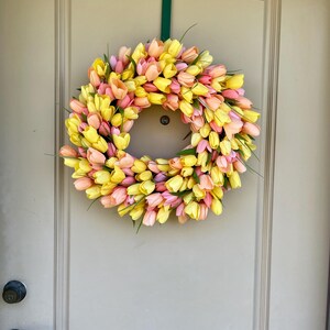 Spring Tulip Wreath For Front Door, Yellow Orange Tulip Wreath, Pastel Easter Wreath, Mother’s Day Wreath Gift, Spring Housewarming Gift Coral/Peach/Yellow