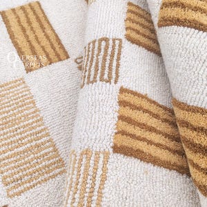 Matilda Good Tufted Rug Scalloped Wool Area Rug 100% Woolen Handmade Rug Mustard and Green Carpet For Bedroom, Living Room and Dining Room