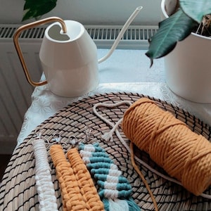 Macramé Keychain