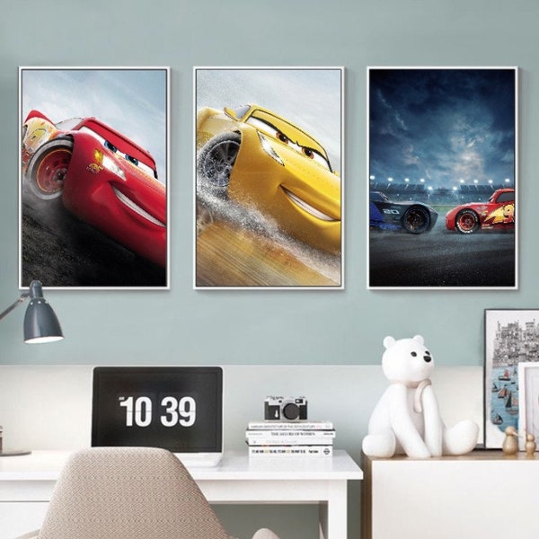 Affiche Cars -  Poster Chambre Bébé Garcon Fille - Décoration Intérieur Maison - Disney Flash McQueen