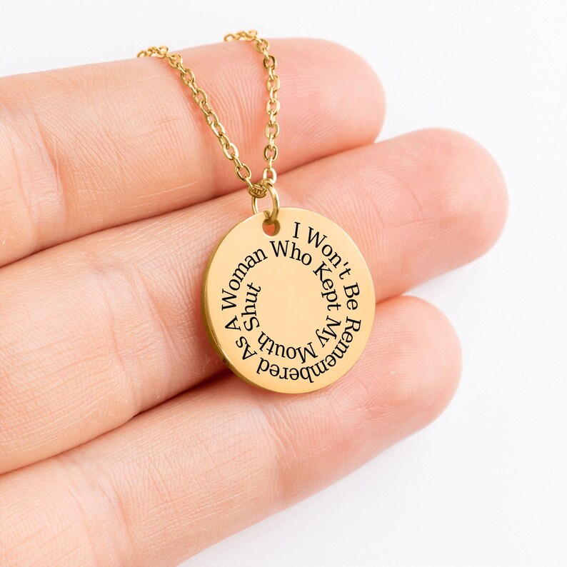 Collar con frase inspiradora, regalo feminista, joyería para mujeres fuertes imagen 3