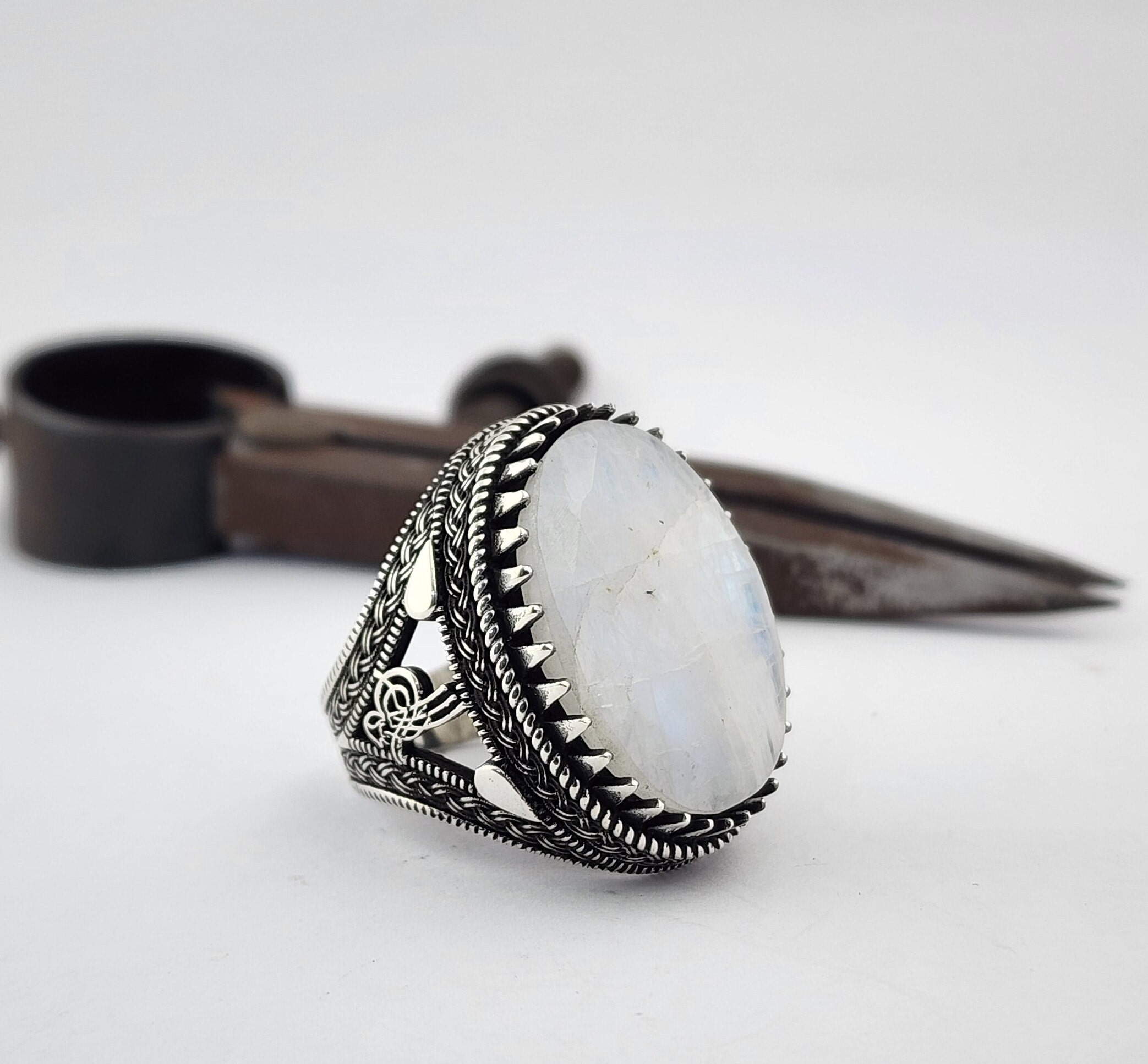 Bague Pierre de Lune véritable taille 60 en argent 925