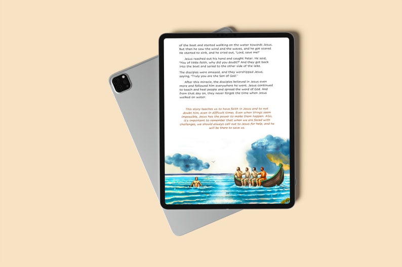 Op de afbeelding: Een illustratie van een boot met vier mensen erin op een wateroppervlak. Het water is ruw en er zijn wolken in de lucht. De tekst op de pagina luidt: "Dit verhaal leert ons om geloof te hebben in Jezus en om niet aan hem te twijfelen, zelfs in moeilijke tijden. Zelfs wanneer dingen onmogelijk lijken, heeft Jezus de macht om ze te laten gebeuren. Bovendien is het belangrijk om te onthouden dat wanneer we met uitdagingen worden geconfronteerd, we altijd tot hem moeten roepen om hulp, en hij zal er zijn om ons te redden."