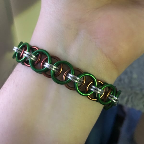 Helm Chainmaille Bracelets