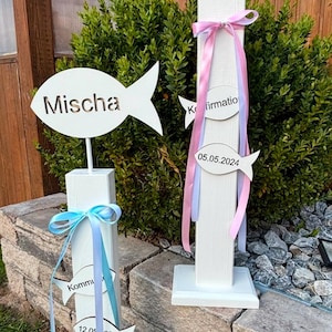 Communion decoration / column / door decoration / entrance area