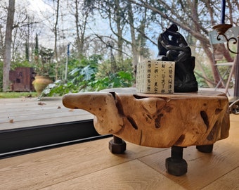 TABLE BASSE en bois brut naturel    VENDUE