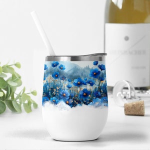 Wein Tumbler Wrap Designs mit blauen Blumen, Floral Png-Datei für Sublimationsdesigns, Natur Tumbler Wrap Png, 12 oz Tumbler Vorlage