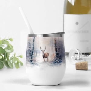 Homens Wine Tumbler Wrap Com Veado Natureza Selvagem Png Para Caça Sublimação Designs 12 oz Wine Tumbler Template Animal 12 oz Tumbler Png