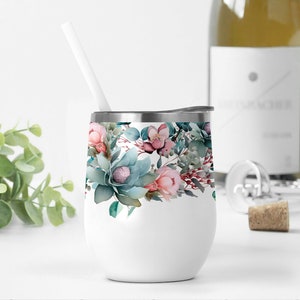 Designs de envoltório de copo de vinho com flores rosa, arquivo PNG de copo de vinho de 12 oz para design de sublimação, modelo de copo floral para copo de vinho de 12 oz