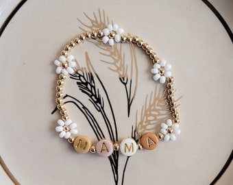 Neutral Daisy Mama Name Bracelet, Personalized Gold Beaded Bracelet, Mother's Day Gift