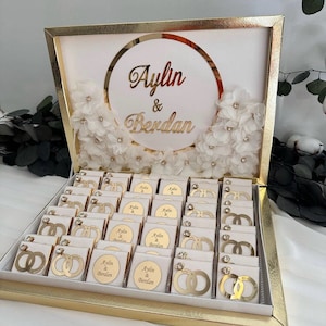 Wedding Favors, Engagement Chocolate, Personalized Favor, Personalized Chocolate Box, Wedding Gift Box, Chocolate Favor