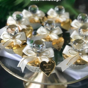 Luxury Personalized Wedding Favor for Guests, Luxury Wedding Favors, Classy Glass Candle , Baby shower Favors, Bridal Shower Favors