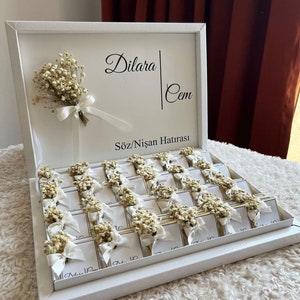 Wedding Chocolate Box, Party Favors, Engagement Chocolate, Wedding Chocolate Favors for Guest, Wedding Chocolate, Personalized Favor