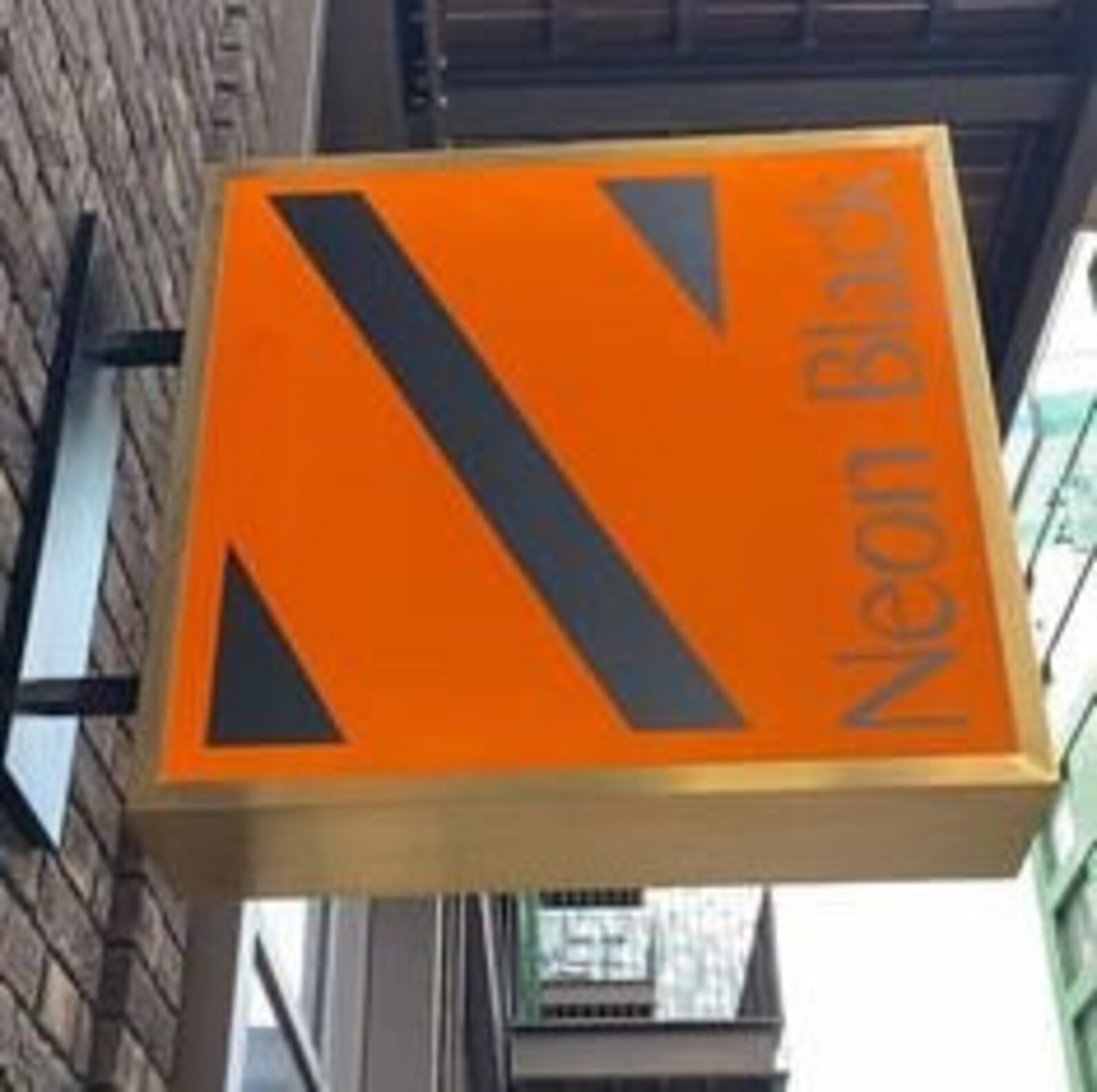 Custom Shop Front Sign, Shop Sign, Knife Sign, Boutique Sign,round