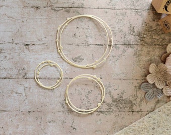 Die cut circle, for creative journal and scrapbooking, card making, paper crafts...
