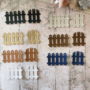 Mini fence die cut.