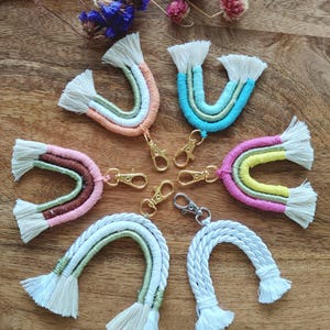 Llavero o colgante de bolso de macramé | Boho | Hecho a mano con amor | Perfecto para regalar o darse un capricho | Diseños únicos