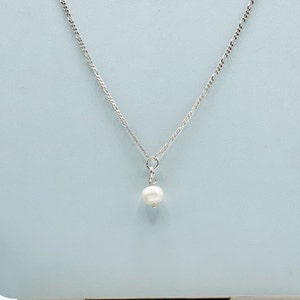 Real Freshwater Pearl Necklace - 925 Sterling Silver Minimalist Wedding Jewelry - Bridesmaid Gift