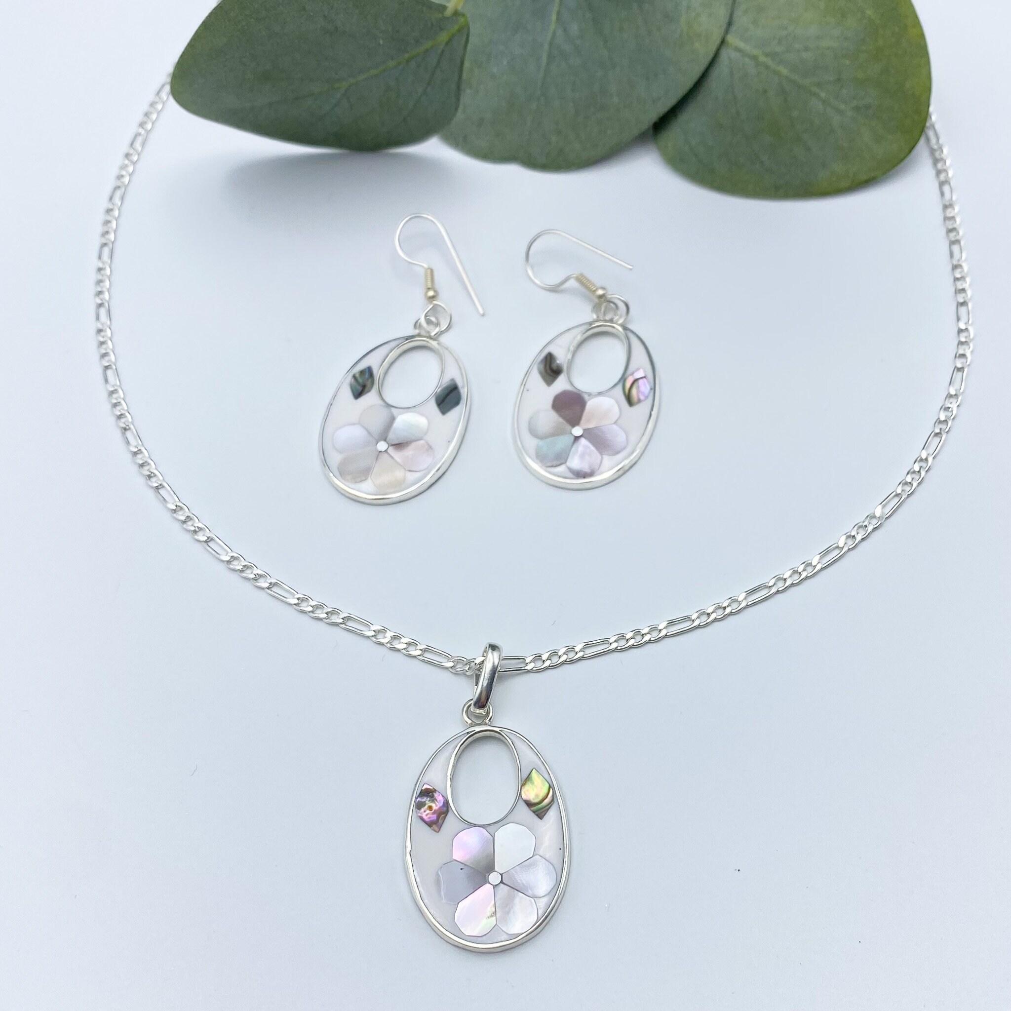 Silver Jewelry Set: Earrings and Necklace Featuring Mother