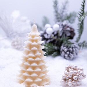 Christmas Tree Shaped Soy Wax Candle with Fraser Fir Fragrance – Holiday Scented Candle, Eco-Friendly Christmas Decor, Handmade Holiday Gift