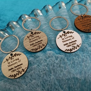 Célébration de la vie, cadeaux funéraires pour les invités, porte-clés ange personnalisé, cadeau commémoratif en vrac, pour toujours dans nos cœurs