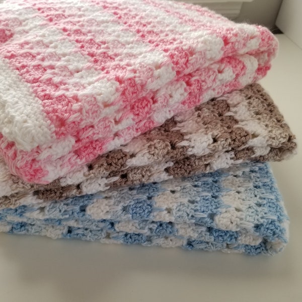 Baby Blanket-Baby shower gift-Christening present-Handmade blanket-Baby nursery blanket-Manta para bebe